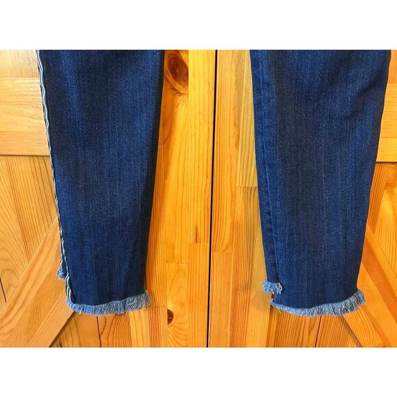 KUT From The Kloth Reese Ankle Straight High Low Leg Raw Hem Jeans Size 2 (5105) - Picture 6 of 8
